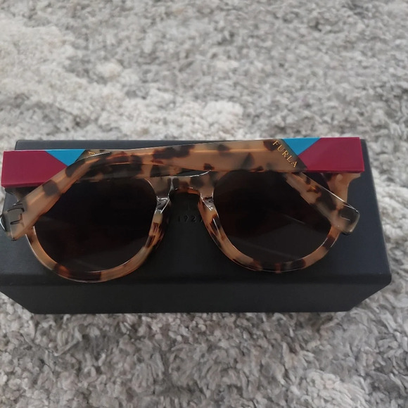 COPY - FURLA 48mm Designer Sunglasses - Picture 7 of 7